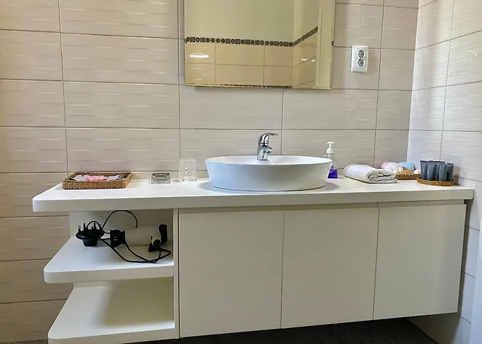 Afroditi * Ano Volos